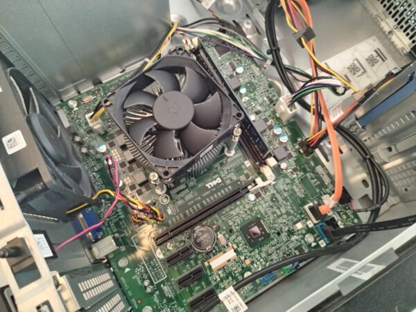 Pc Completa Torre Pc Computadora Core I5 + 16gb Ram Negro
