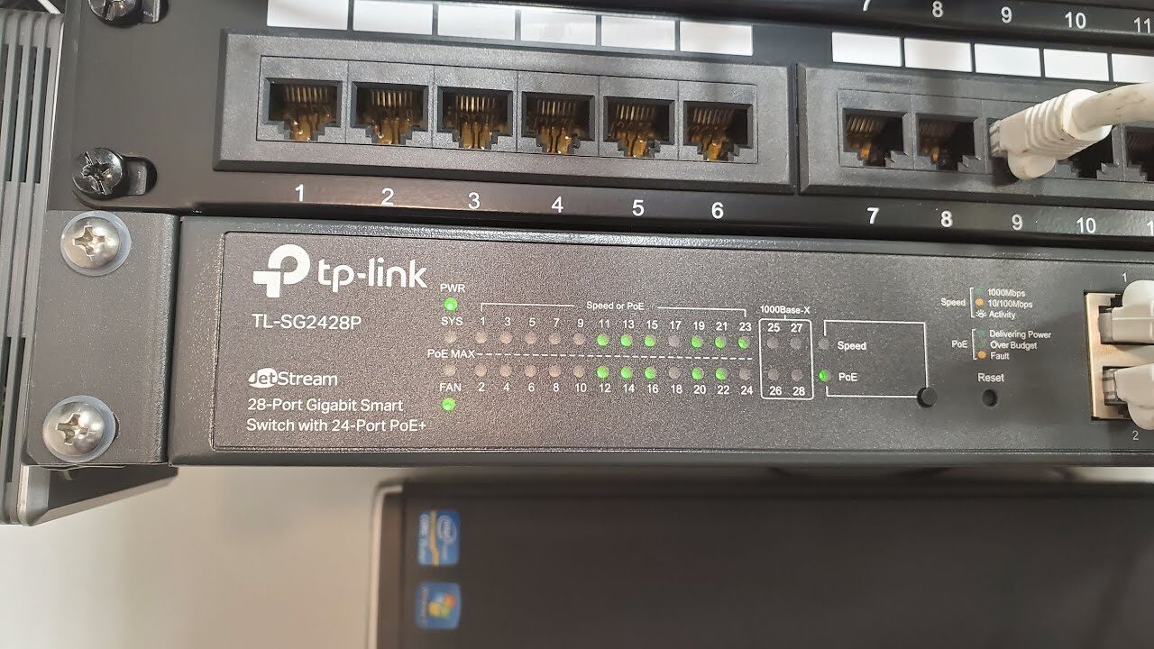 Switch Gigabit 24 Puertos Poe Tp-link Tl-Sg2428p Rackeable
